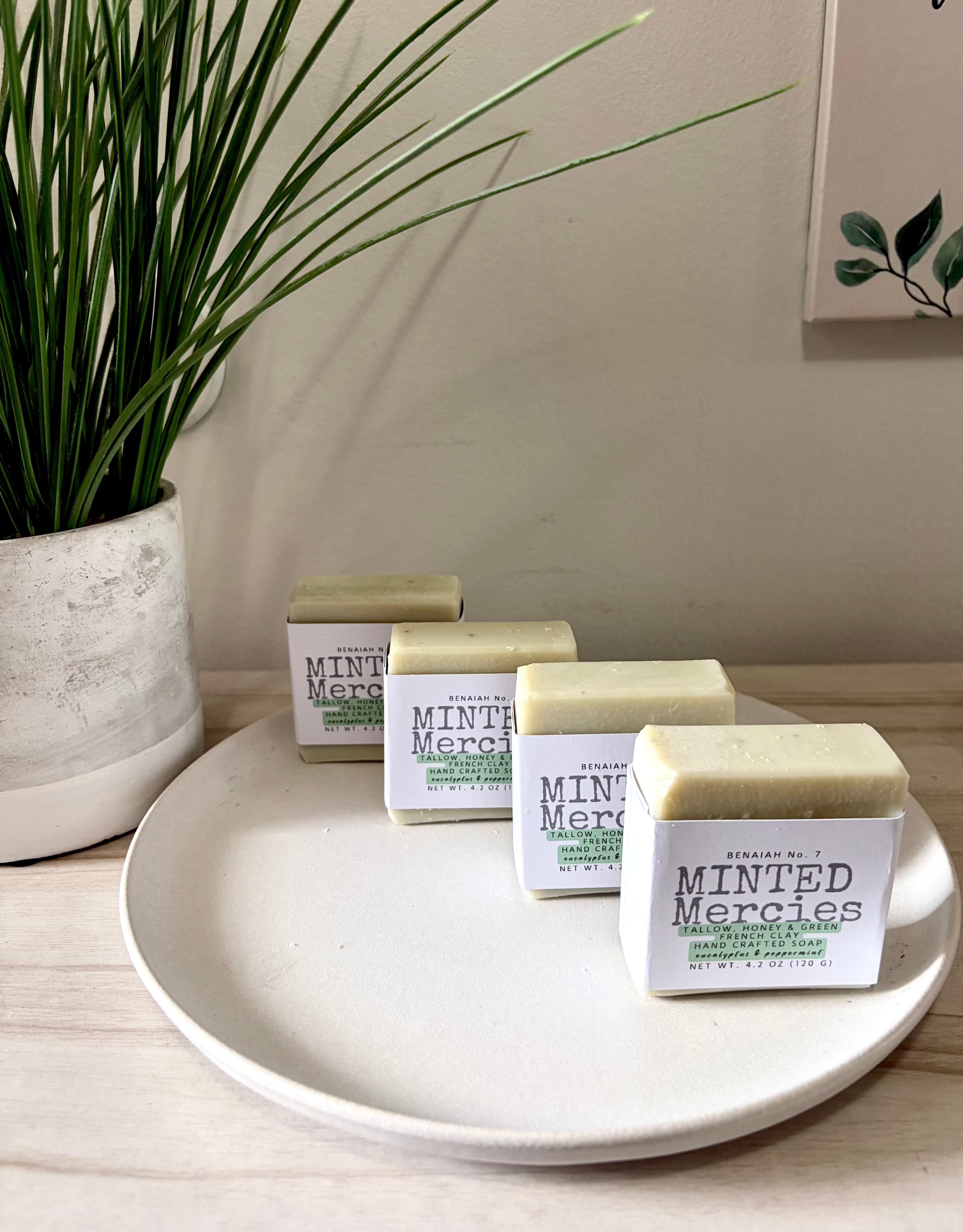 🍯 Minted Mercies (Tallow) – Eucalyptus & Peppermint